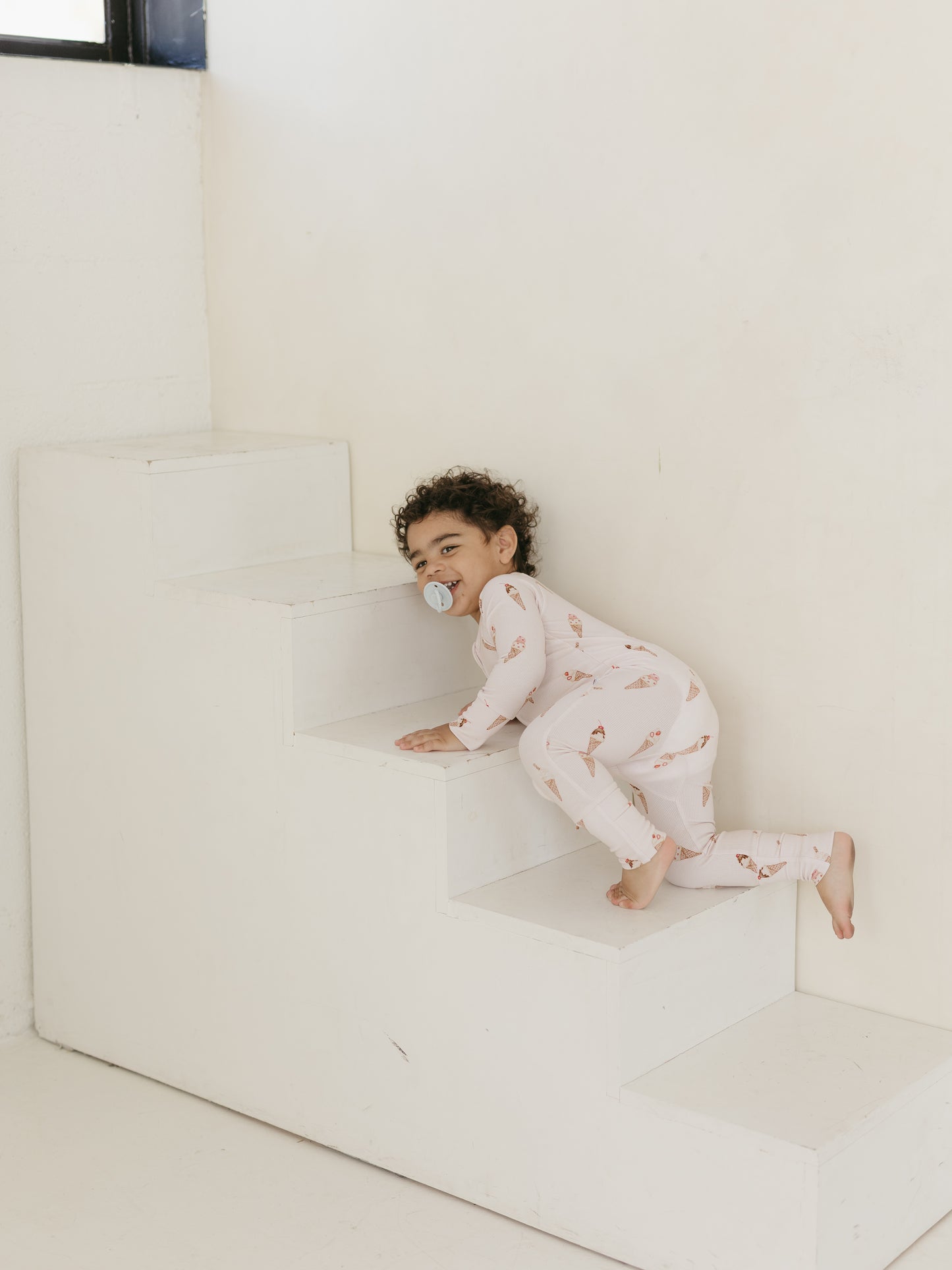 Ice Cream Dreams (Ribbed) | Bamboo Zipper Pajamas
