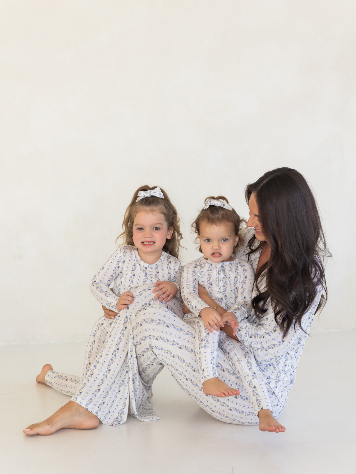 Winter Bloom | Women's Bamboo Pajama Set