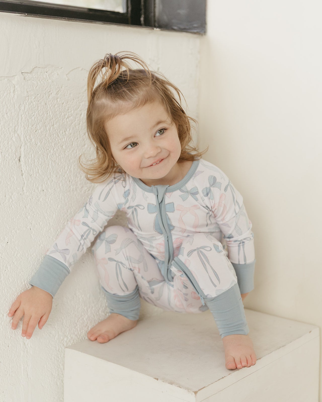 Cotton Candy Bows | Bamboo Zipper Pajamas