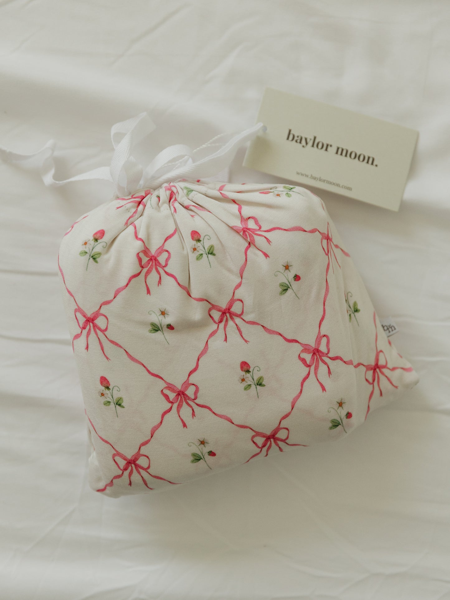 Berry Darling | Swaddle & Beanie Set